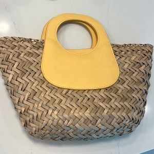 Mango woven bag